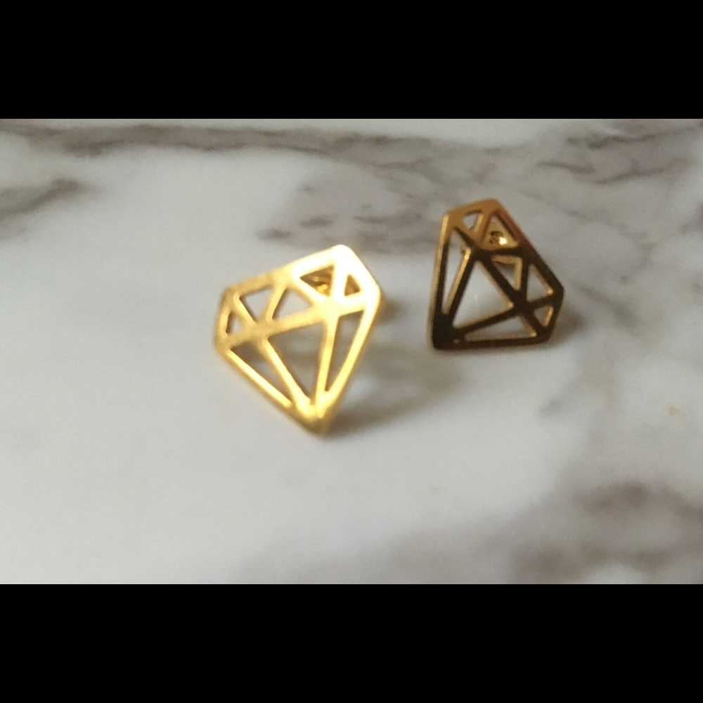 Geometric studs